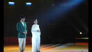 Video voorbeeld van "陳淑樺 李宗盛 - 你走你的路 1992年滾石大陸演唱會 現場"