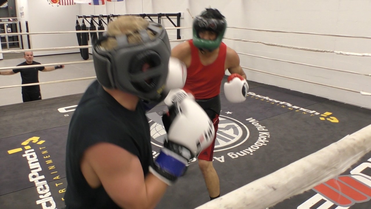 Sparring - Jairo Vargas vs Robert Finn