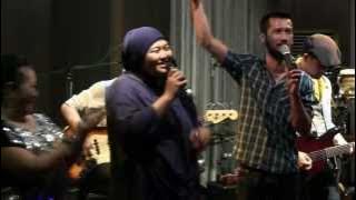 The Groove - Hanya Karena Cinta ft Andien @ Mostly Jazz 14/07/12 [HD]