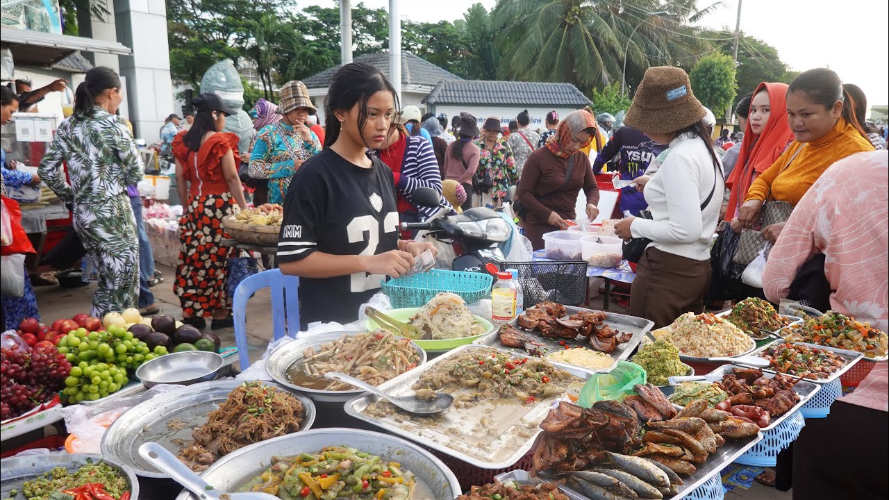 Cheap Breakfast @ Kampong Speu & Takeo Province, & Market Food