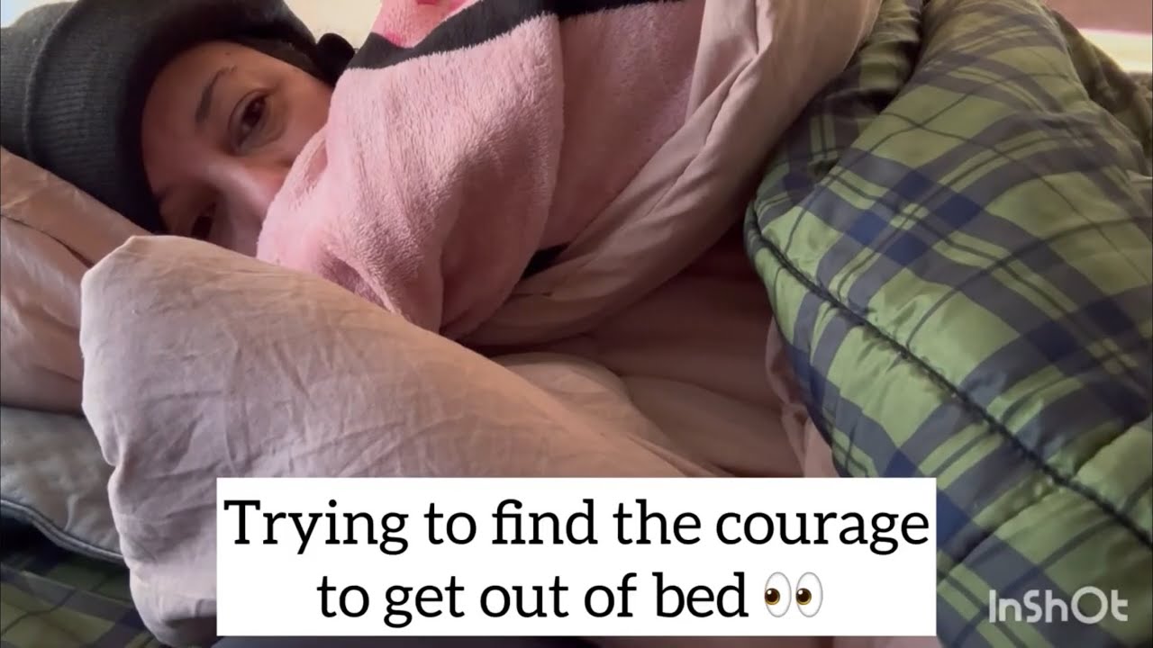 DITL / Living Without Heat 🥶 in a Tiny House / Prayers Needed - YouTube