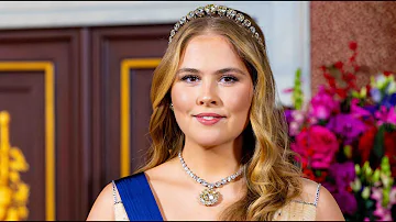 Amalia en Maxima in gala bij staatsbanket tijdens het staatsbezoek van Finland aan Nederland
