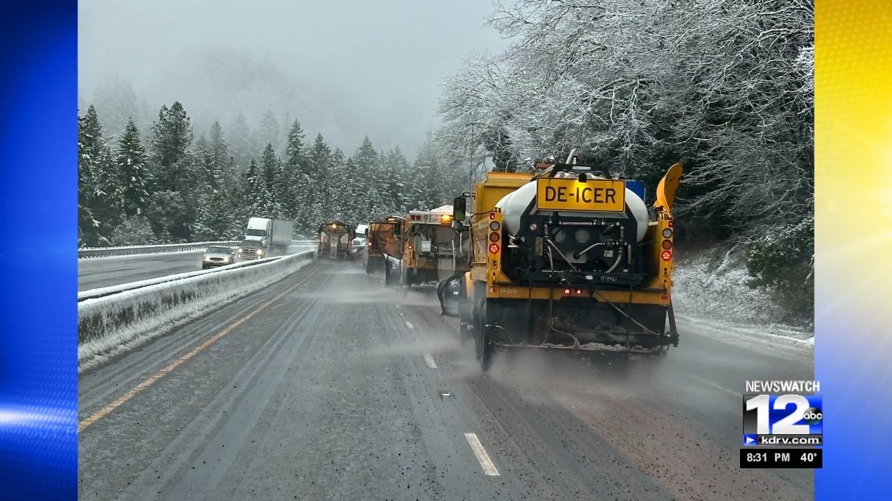 ODOT crews clear mountain passes - YouTube