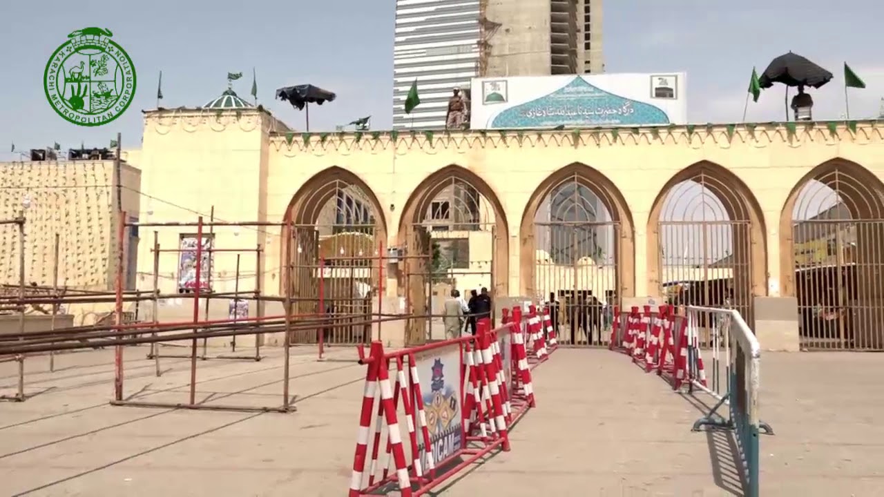 Mayor Karachi Visited the Shrine of Abdullah Shah Ghazi at Clifton Karachi