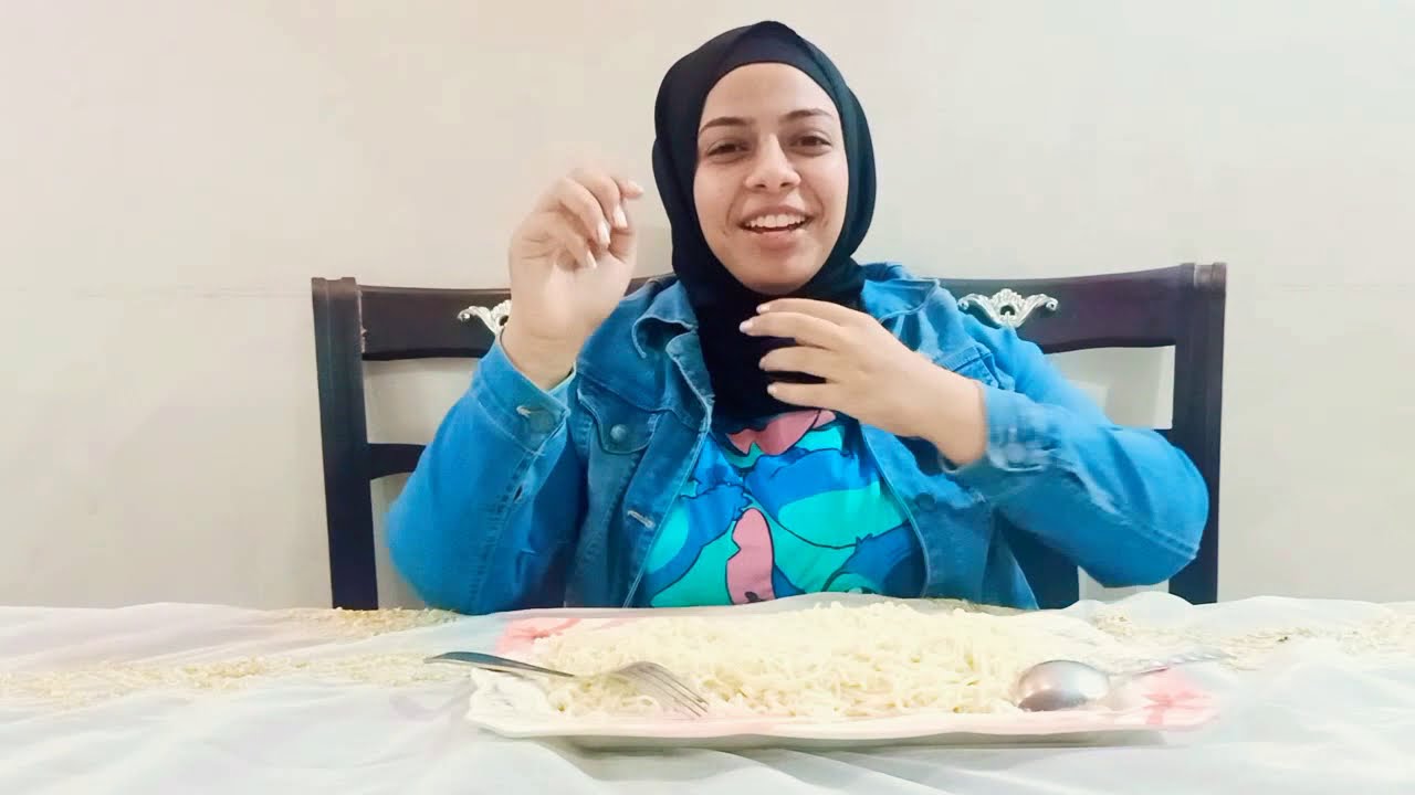 تحدي الاندومي ضد لبني وحنان😂😂