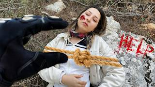 EYVAH SİYAH EL ORMANDA KEVSERİ BAYILTTI 😱