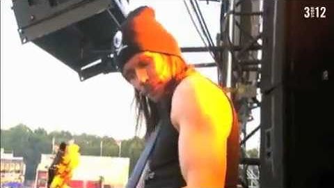 Alter Bridge: "Brand New Start" Live at Pink Pop 2011