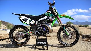 For this episode of hardware from dirtbike magazine we take you on a
ride with us aboard robby bell's 10 hour bike featuring renthal
sprockets, gpr stabalize...