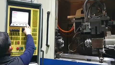CNC WORM GRINDING MACHINE  HNC 35VR