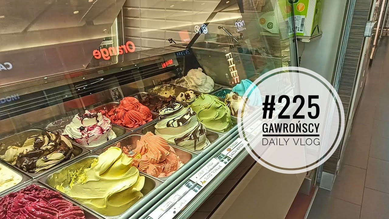 Galeria Słoneczna Radom Robimy spaghetti Plac zabaw Dodge Challenger Fiat 125p 126p Polonez Truck