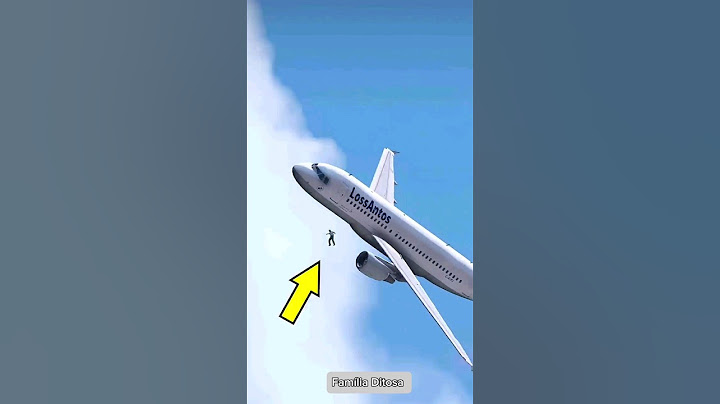 Piloto cai do avião na água durante meu treino no simulador 🫣😅 #aviação #short #shortsyoutube