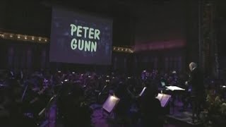 John Williams Conducts Peter Gunn Theme (Henry Mancini)