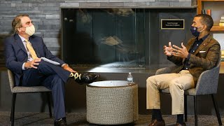 Historic Mayor Steven Reed shares lessons on leadership and racial reconciliation
Dean M. Eric Johnson interviews Mayor Steven Reed on his historic victory as Montgomery Alabama’s first Black Mayor. They discuss the economic and social challenges facing leaders in both the public and private sectors. Mayor Reed addresses racial inequity and the role leaders must play in seeking reconciliation.
Read Reed’s 3 key pieces of advice for aspiring business leaders at http://vanderbi.lt/stevenreed Historic Mayor Steven Reed shares lessons on leadership and racial reconciliation