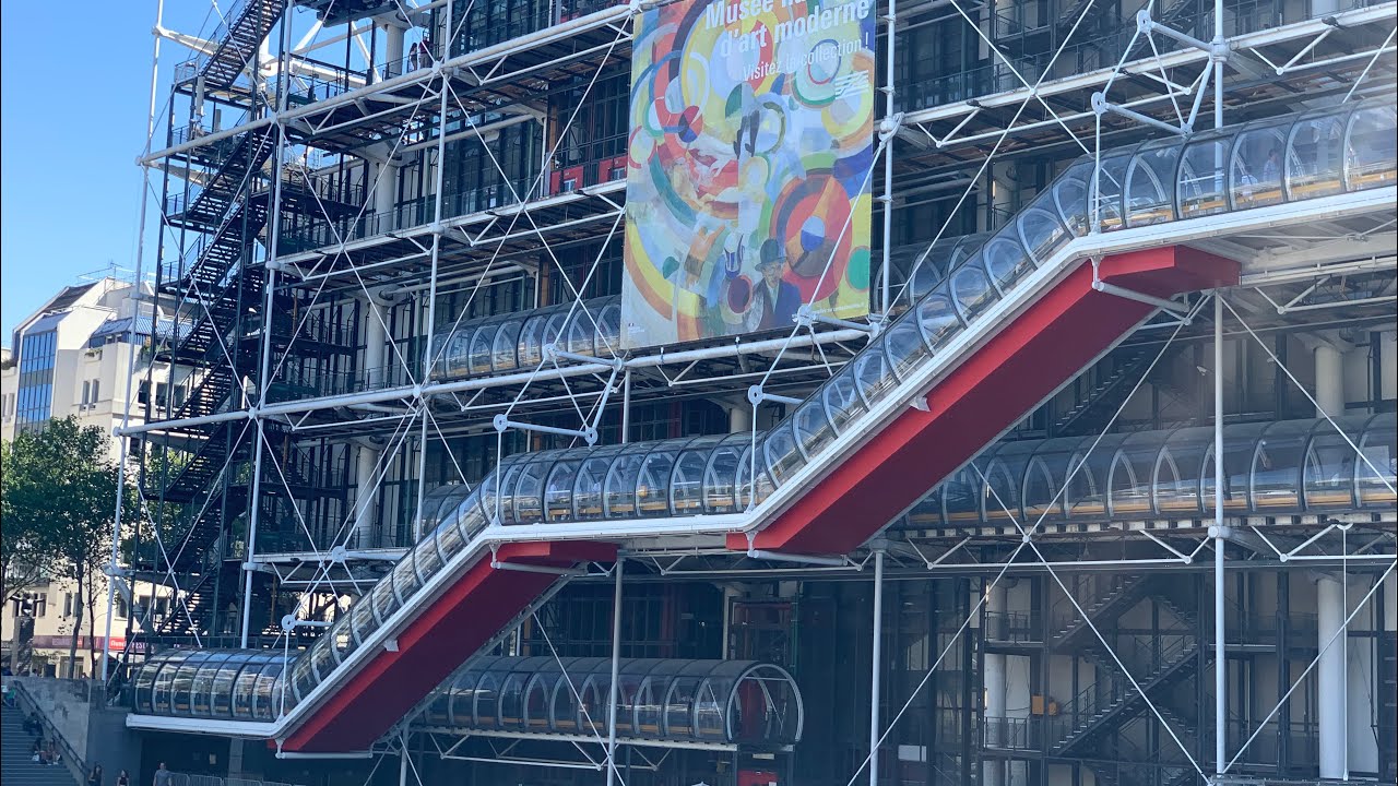On the way to the Pompidou Centre in paris (richard rogers renzo piano)퐁피두센터  가는길