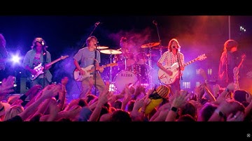 The Runarounds - Funny How The Universe Works (Live Performance Video)