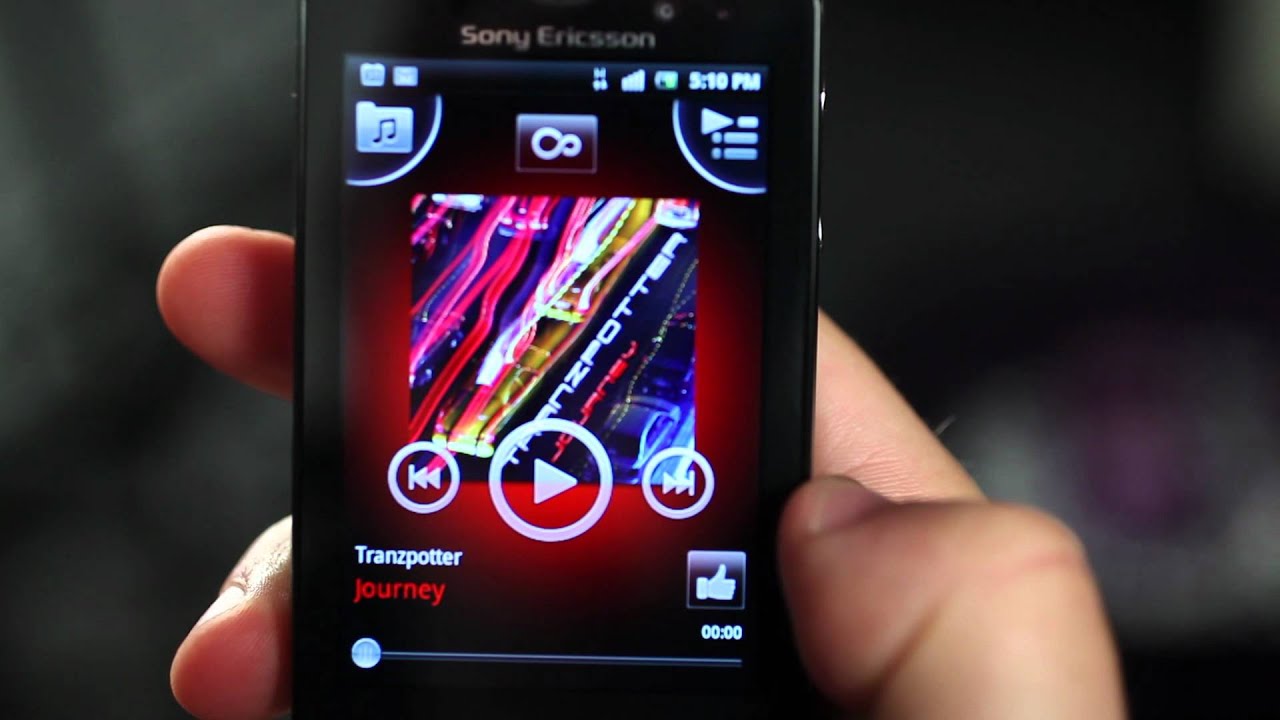 Sony Ericsson Xperia Play. Игры на Sony Ericsson Xperia e1. Как на сони иксперия включить фонарь.