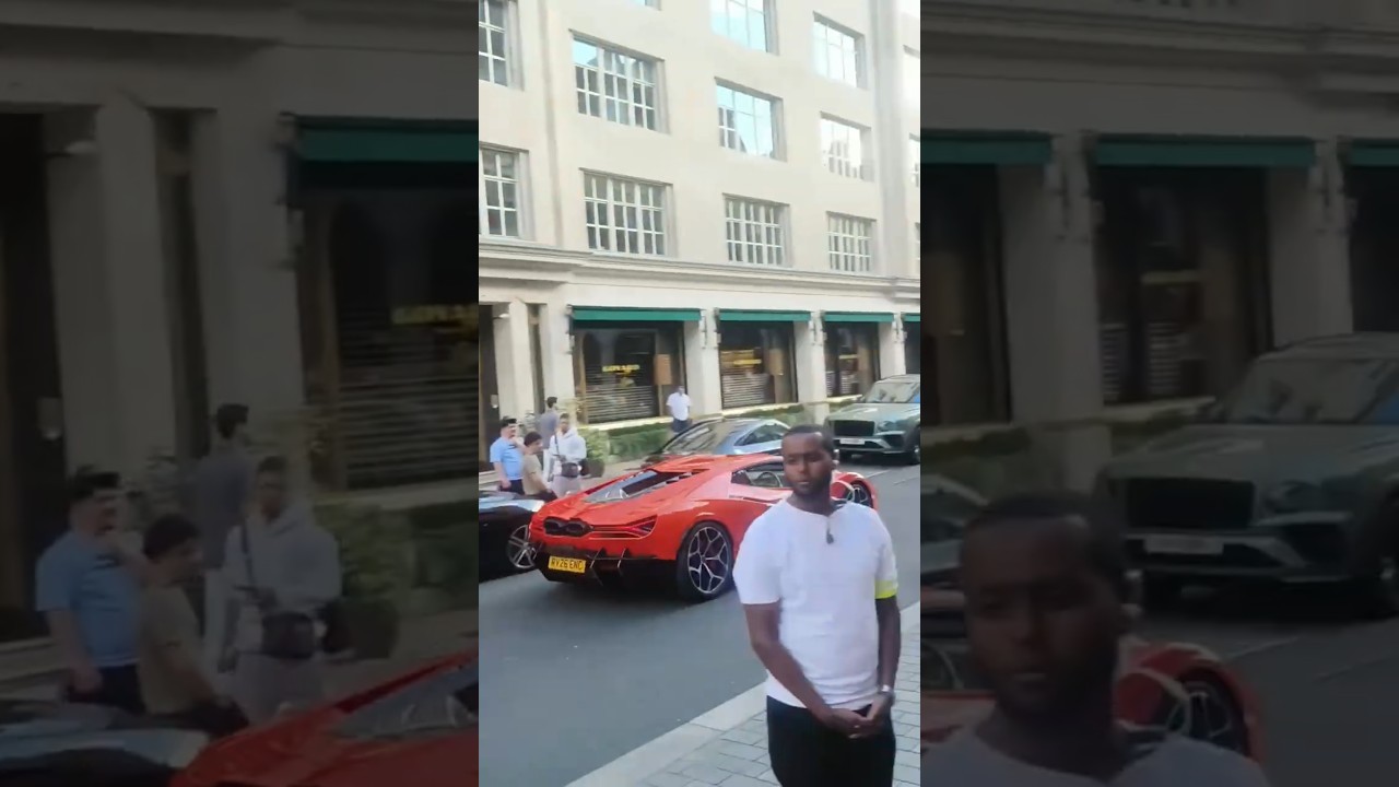Lamborghini Ruvelto Hybrid Sportscar in London | #shorts ##supercarsinlondon #Lamborghini #viral