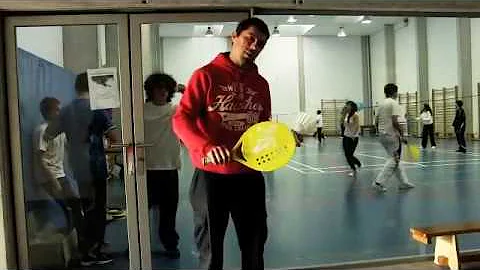 ¿Qué es el juego de shuttleball?