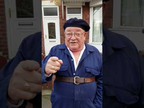 Tim Healy Of Auf Wiedersehen Pet Says Hi To The Fans Aufwiedersehenpet