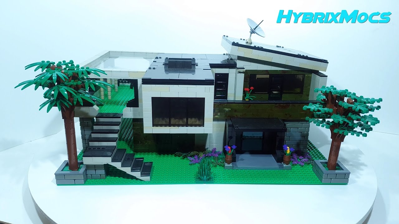 Halo Training Facility (Lego & Mega Construx)