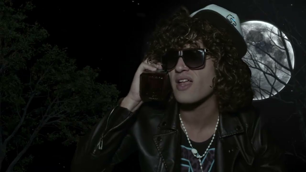 TONY 2MILLI: A MEZZANOTTE DIVENTO UN LUPO // Prod. Ervie, Dir. Princeminajj & Velaska P. 