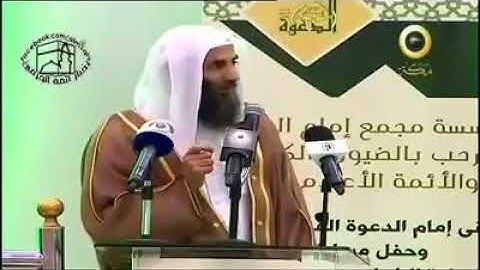 طفل كفيف يحفظ القرآن كاملاً بأرقام الآيات والسور،وكذلك يحفظ أحاديث البخاري ومسلم وأبو داوود