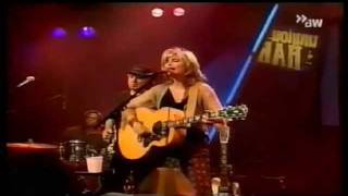 Emmylou Harris - Raise the Dead - Live - 2000.wmv