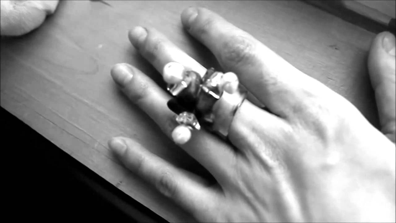 Кольца из пластика (Коханая) - YouTube