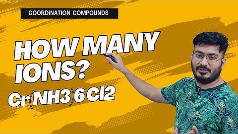 How many ions are produced from the complex Co(NH3)6Cl2
