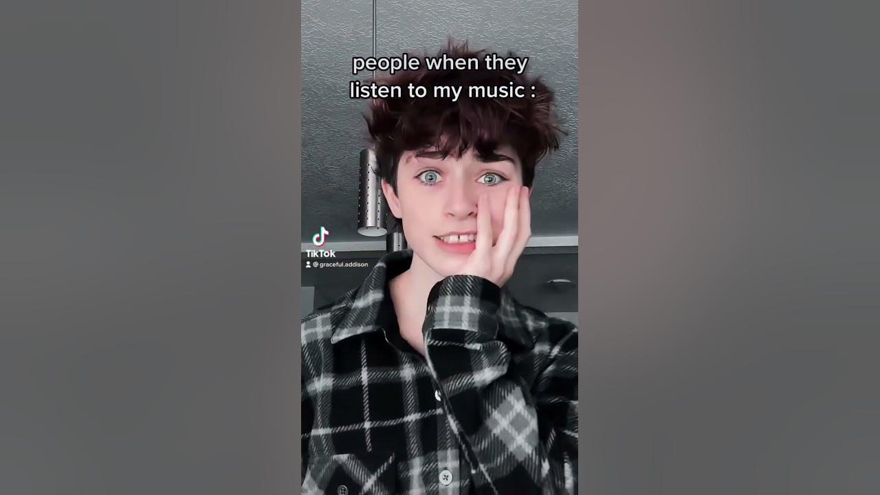 this is how i imagine listening to these songs goes HAH this is how i imagine listening to these songs goes HAH