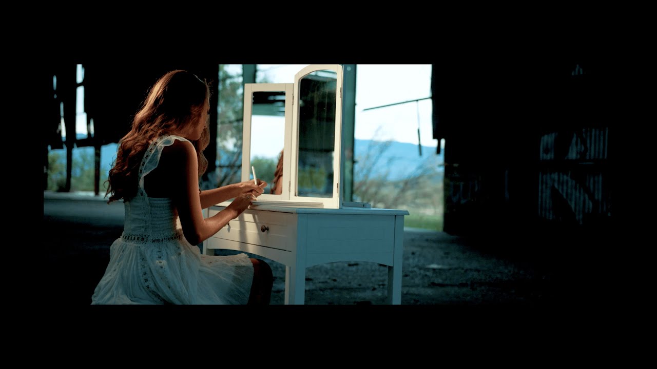 Amber Rae - Ghost Town (Official Music Video) - YouTube
