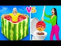 Tantangan MAKANAN BESAR vs MINIATUR MAKANAN || Pertarungan Lucu Masak dengan Teman! Trik Gila RATATA