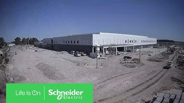 Látványos timelapse videóban a Schneider Electric új okosgyára | Schneider Electric