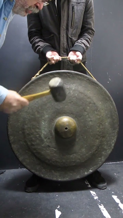 MASSIVE Gamelan Metallophone Gong Wayang Java Bali Bronze Gandingan Kempul