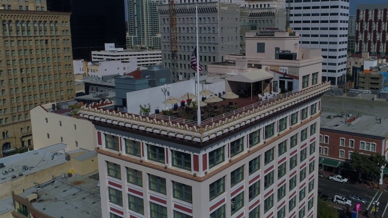 Gaslamp Plaza Suites