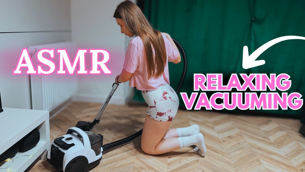 Leggings Vacuuming ASMR - Deep Cleaning on Christmas Morning