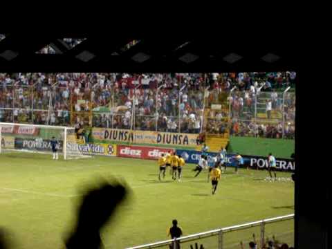 Golazo:Mario Martinez en Tiro Libre 8Nov08