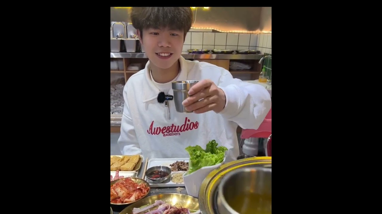 葉子換飯合輯（4）今天用葉子換胖哥豬肉串，挑戰成功，嘿嘿 