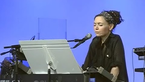 Misty Edwards - Garden (unplugged)