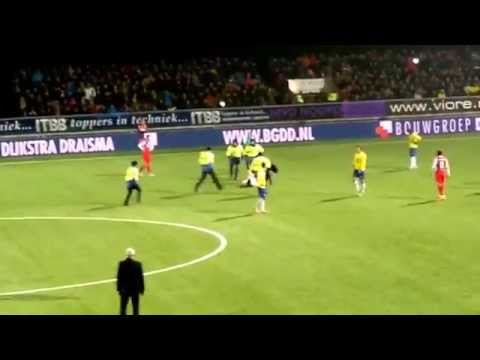 Streaker tijdens Cambuur - AZ