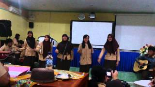 pasti bisa - vocal grup XI Mia 2 2014/2015