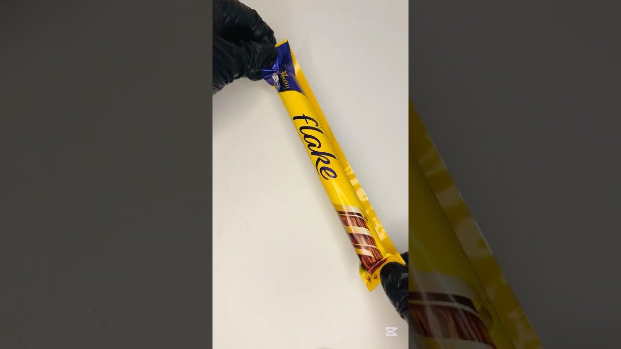 This Chocolate is Too Soft to Handle – Cadbury Flake! #cravibites #cadbury #flakes 🍫🍫🍫