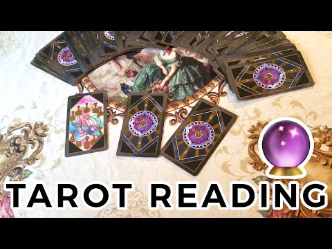 Video: Кичинекей Arcana Tarot костюмдары