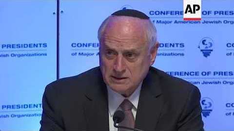 Trump urged to speak out against anti-Semitism