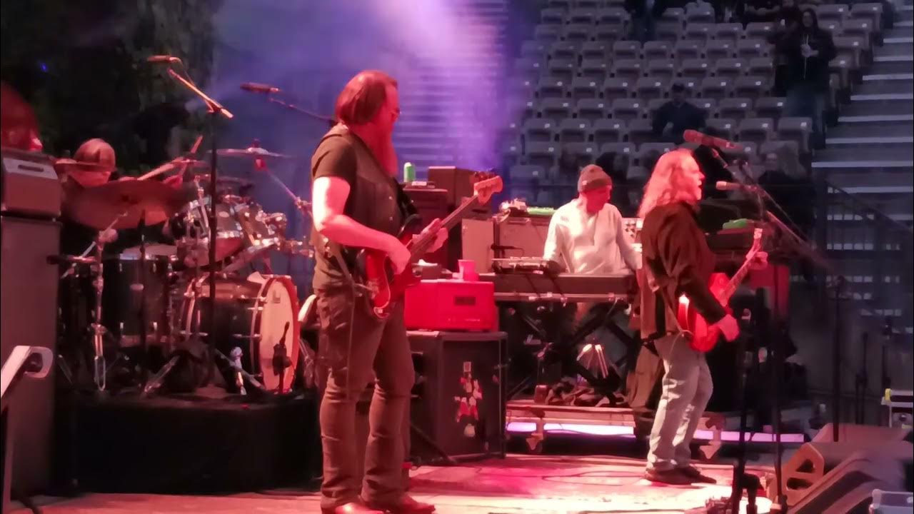 Gov T Mule Banks Of The Deep End Gov't Mule - Banks of the Deep End - Mountain Winery - Saratoga Ca