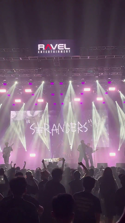 STRANGERS - Berhala Live at SAOSIN INDONESIA TOUR 2025, Bandung