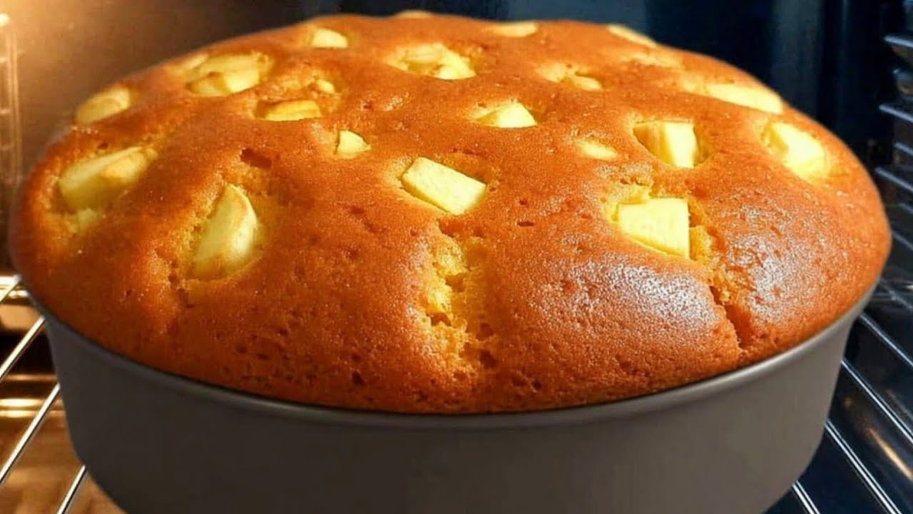 Каждый швейцарский бабушки печет этот пирог зимой! Влажный и невероятно вкусный!