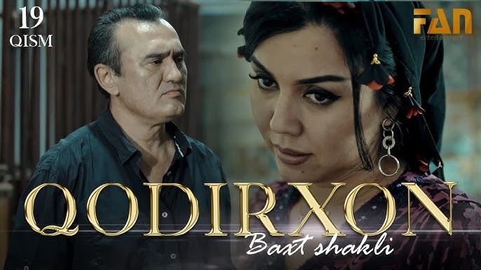 Qiz bluzkasini echib oladi