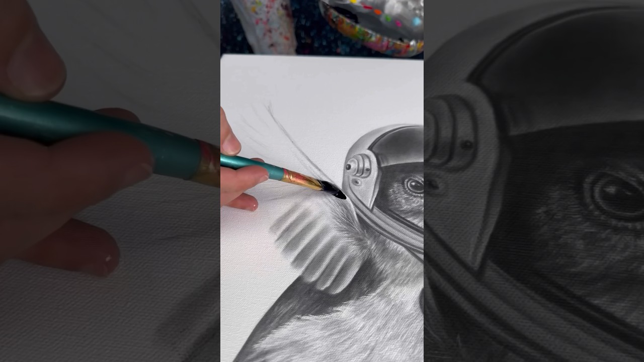 Which animal would you like to see wearing a space helmet? 🤔 This sold 