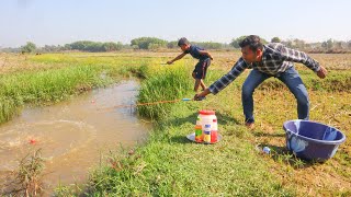 Fishing Video || Nice to see the incredible fishing scene by the two smart boy || Canal Fishing